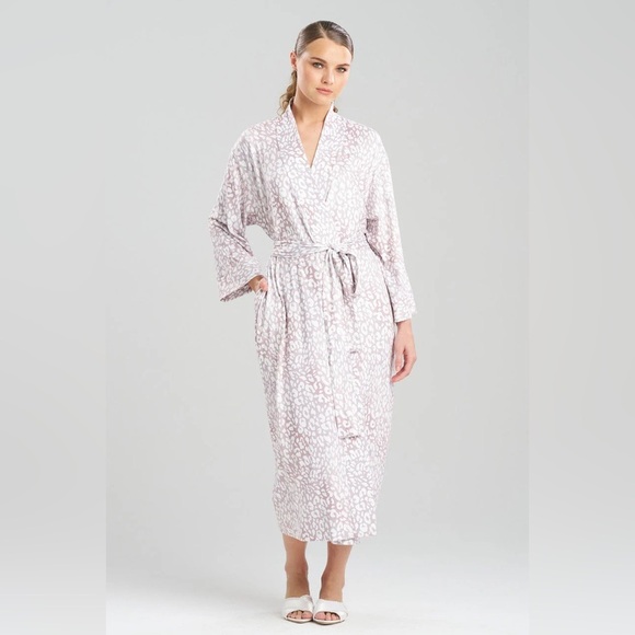 Natori Patterned Women's Robe - Picture 2 of 7